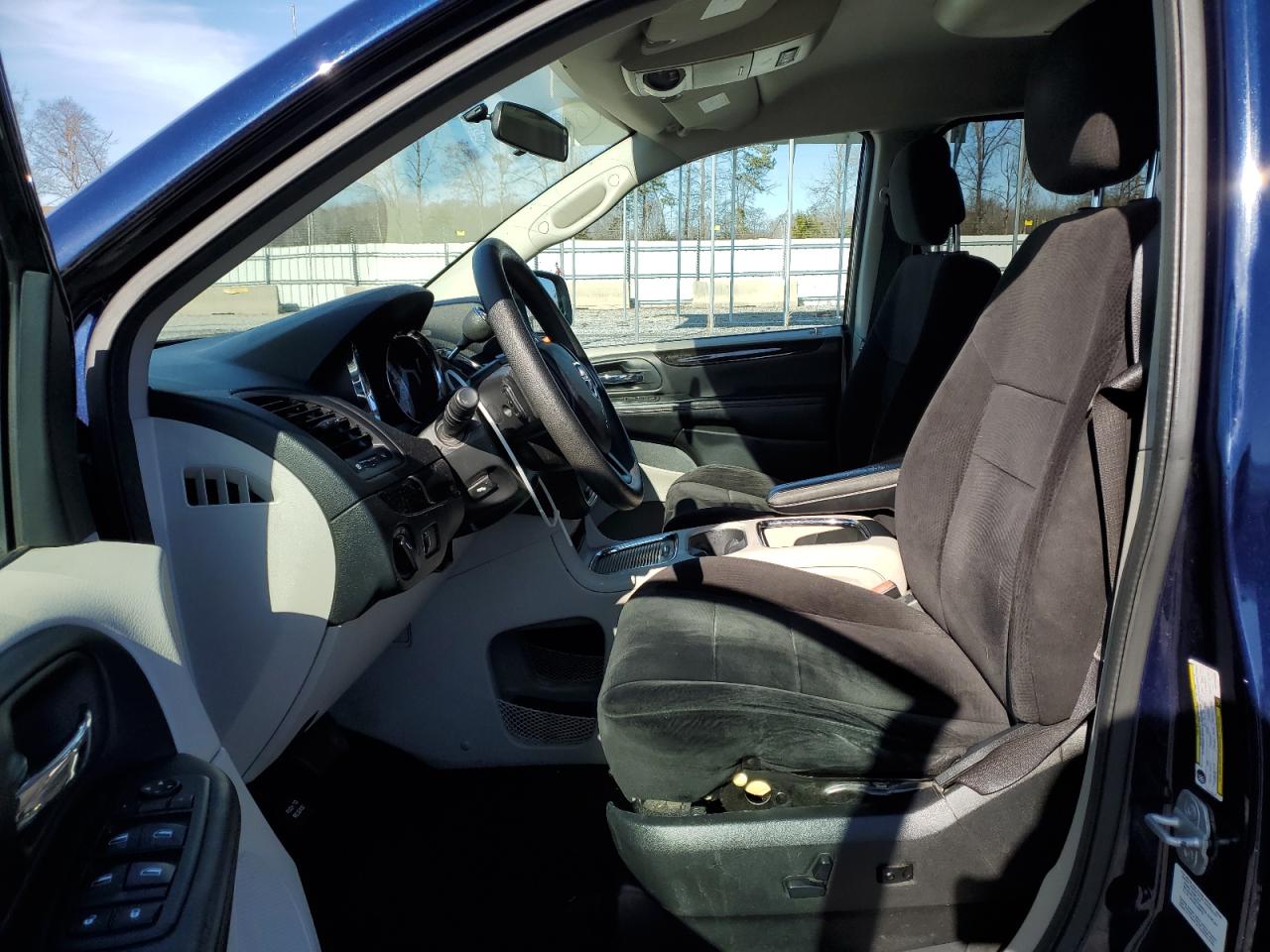 2013 Dodge Caravan - Image 7