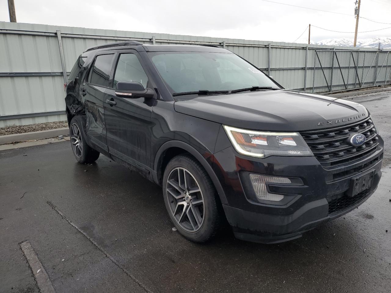 2017 Ford Explorer - Image 4