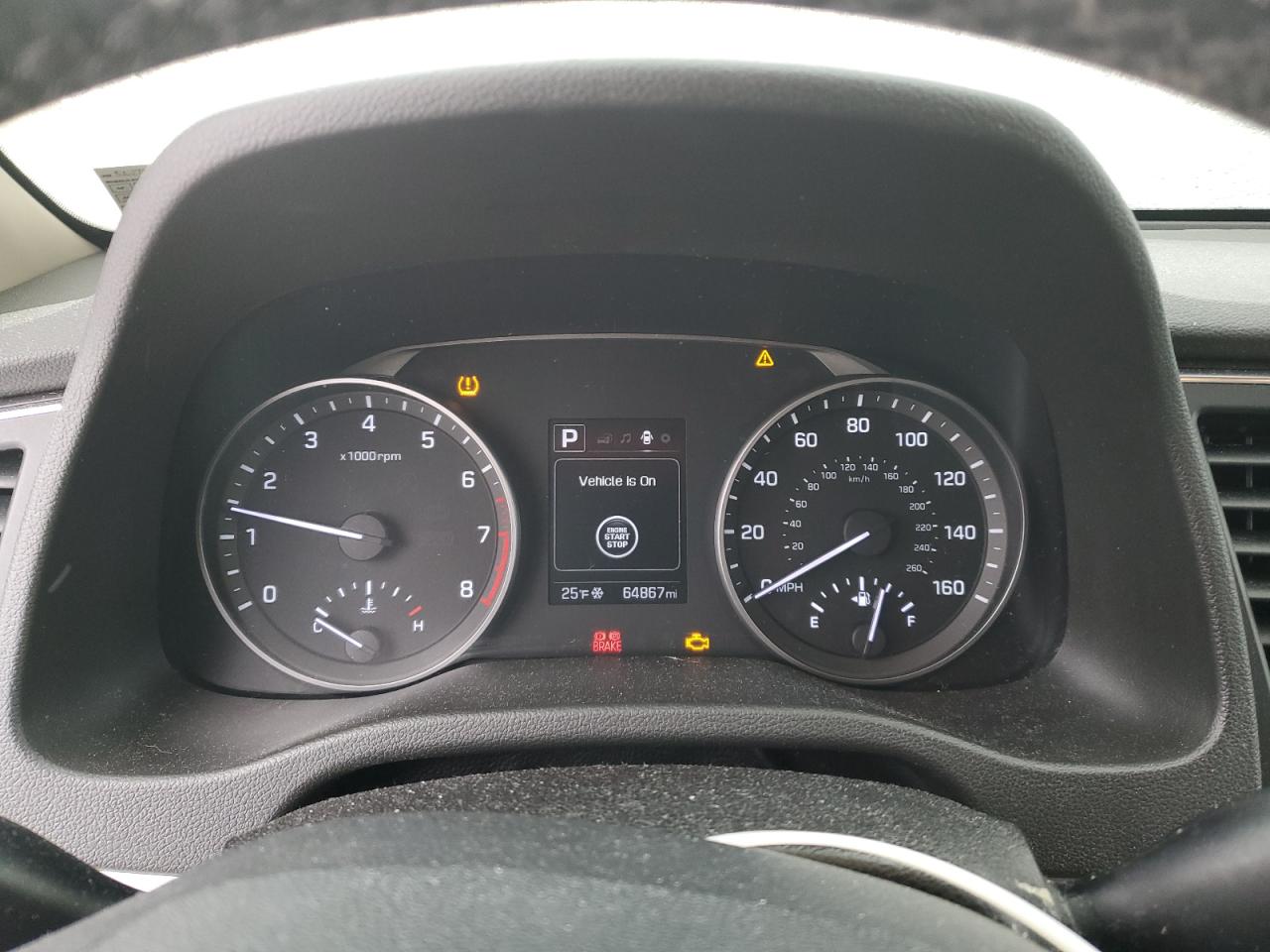 2017 Hyundai Elantra - Image 9