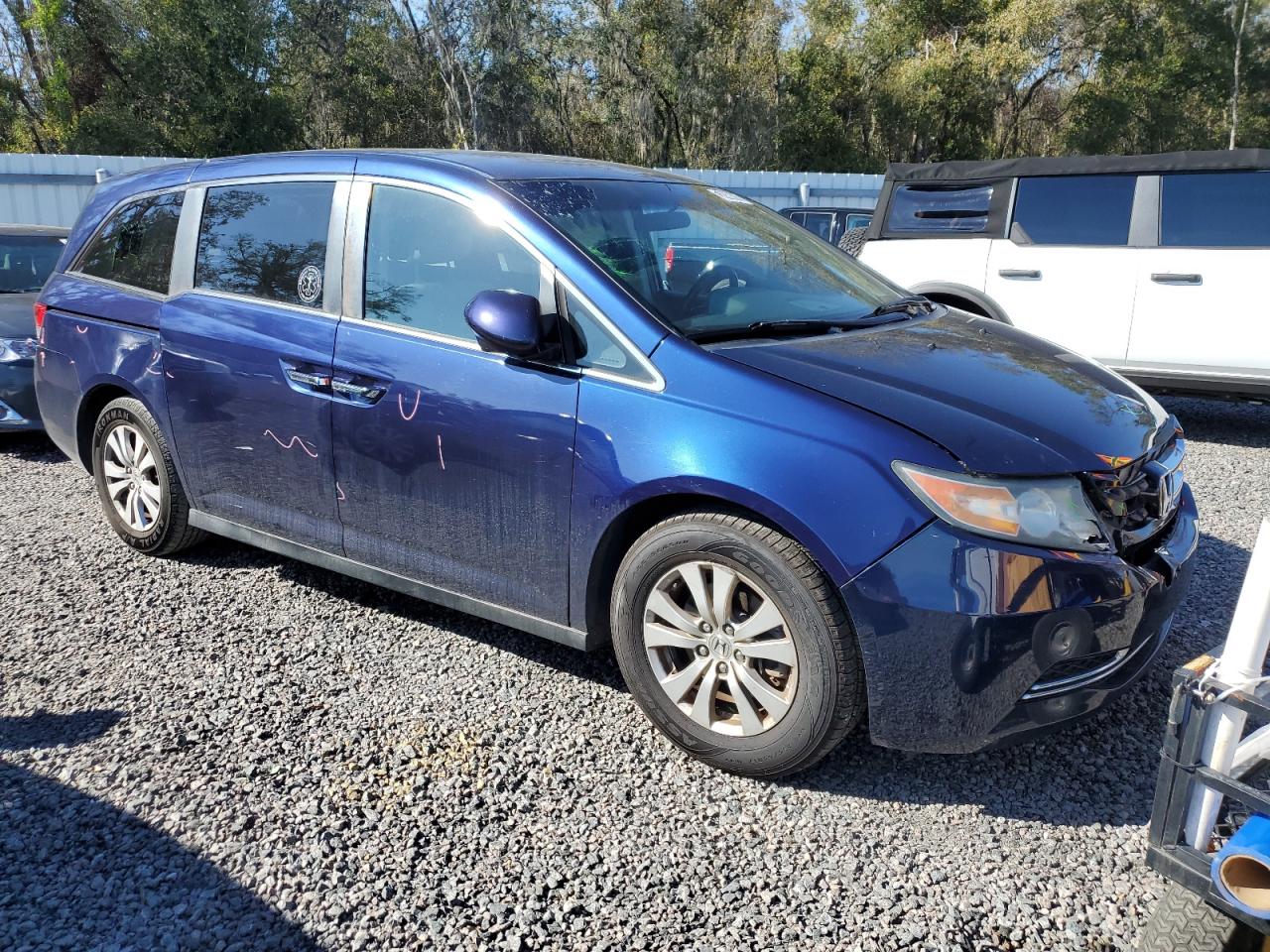 2015 Honda Odyssey - Image 4
