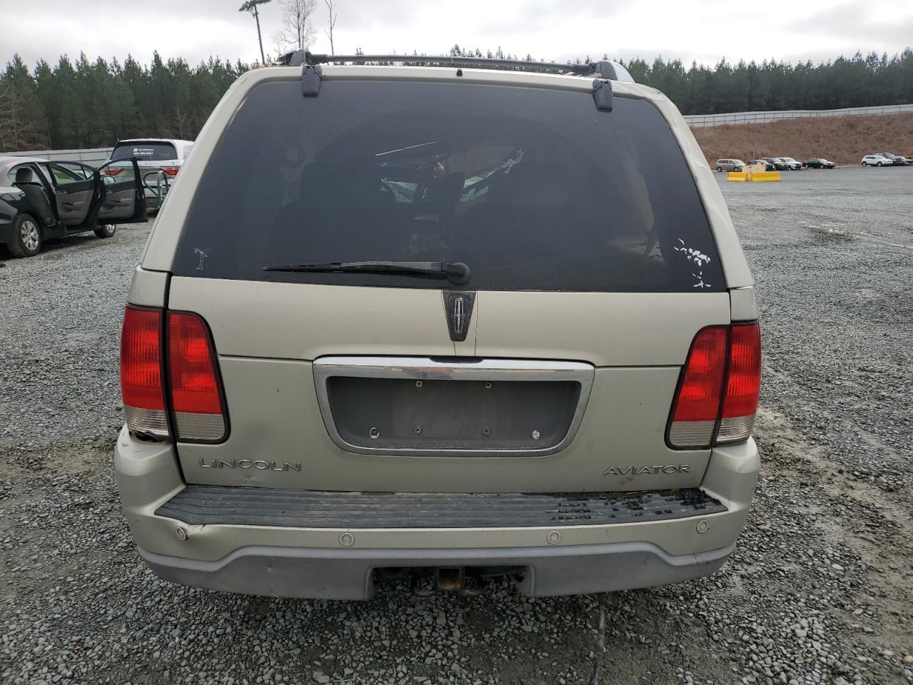 2003 Lincoln Aviator - Image 6