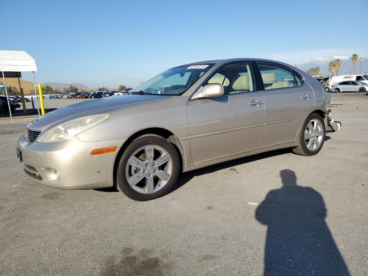 2005 Lexus ES - Image 1