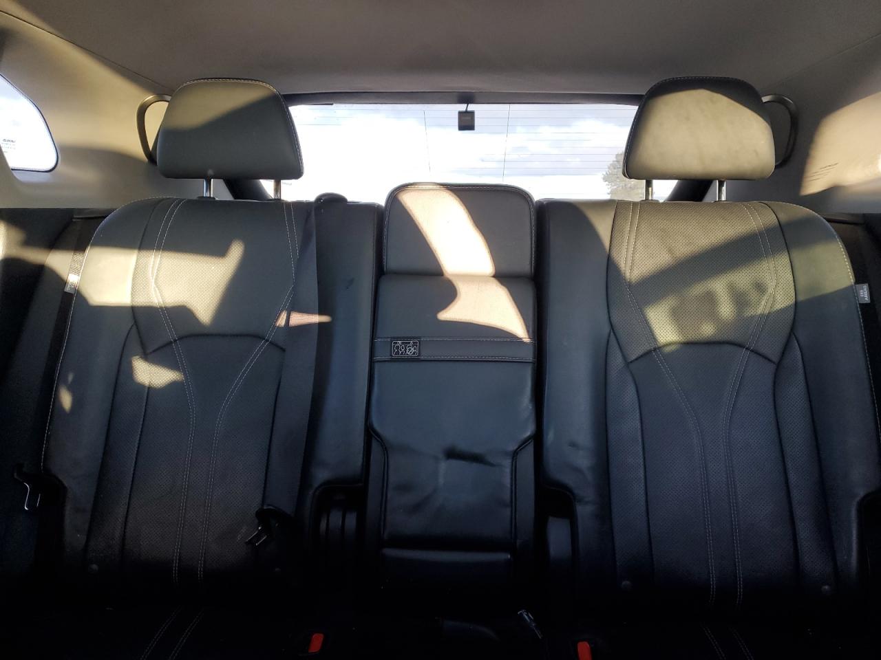 2019 Lexus RX - Image 10