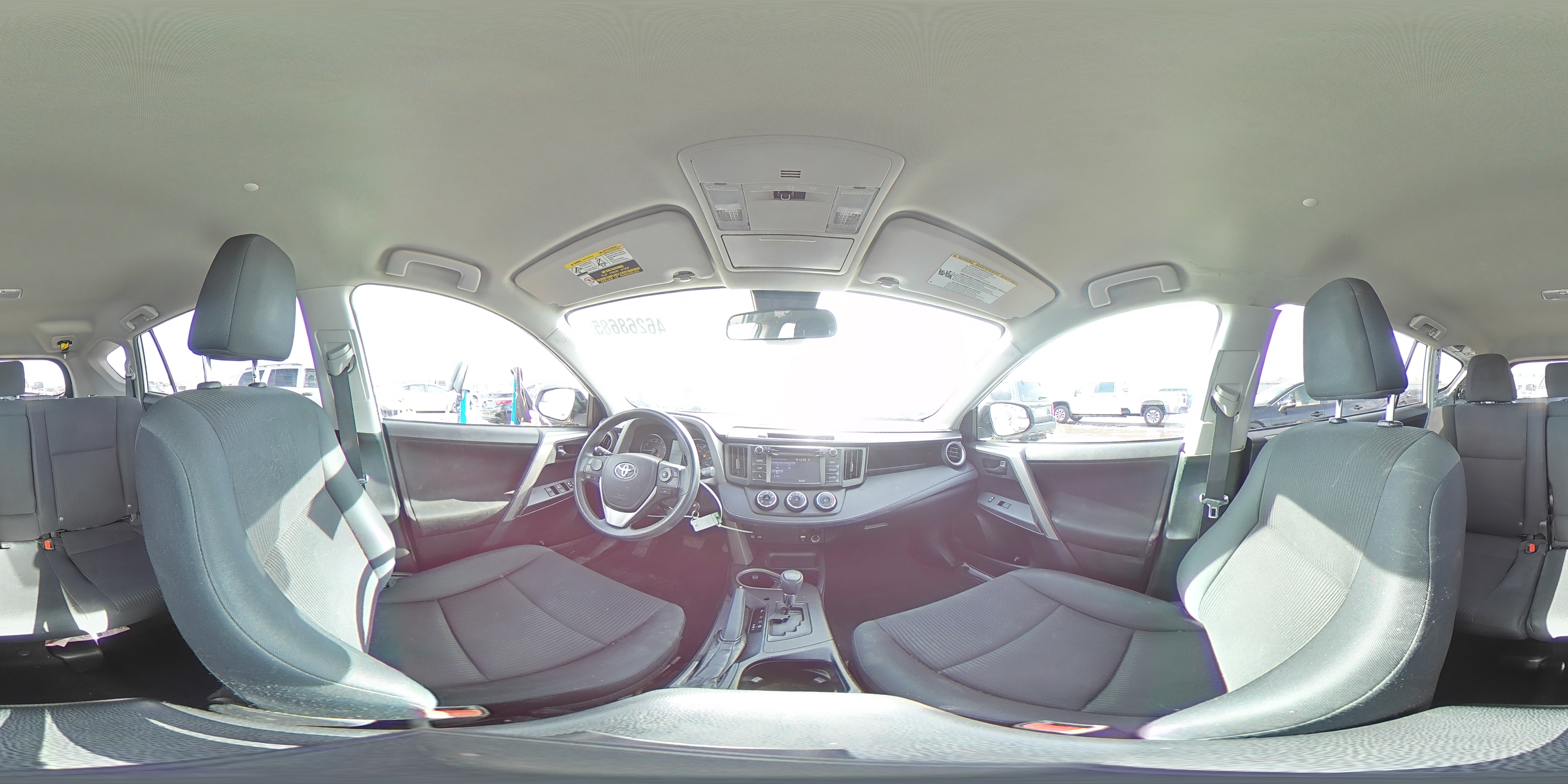 2018 Toyota RAV 4 - Image 16