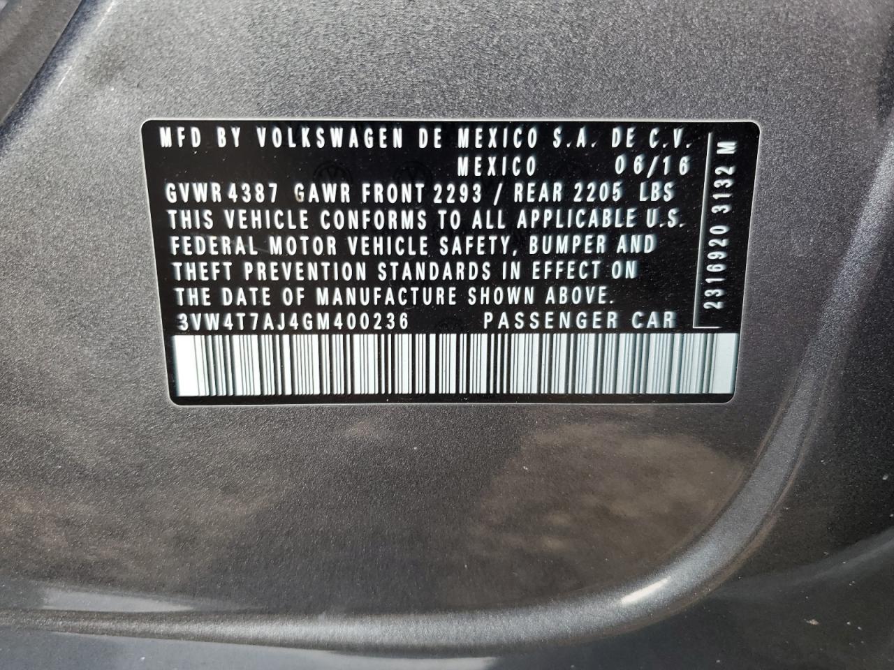 2016 Volkswagen Jetta - Image 14