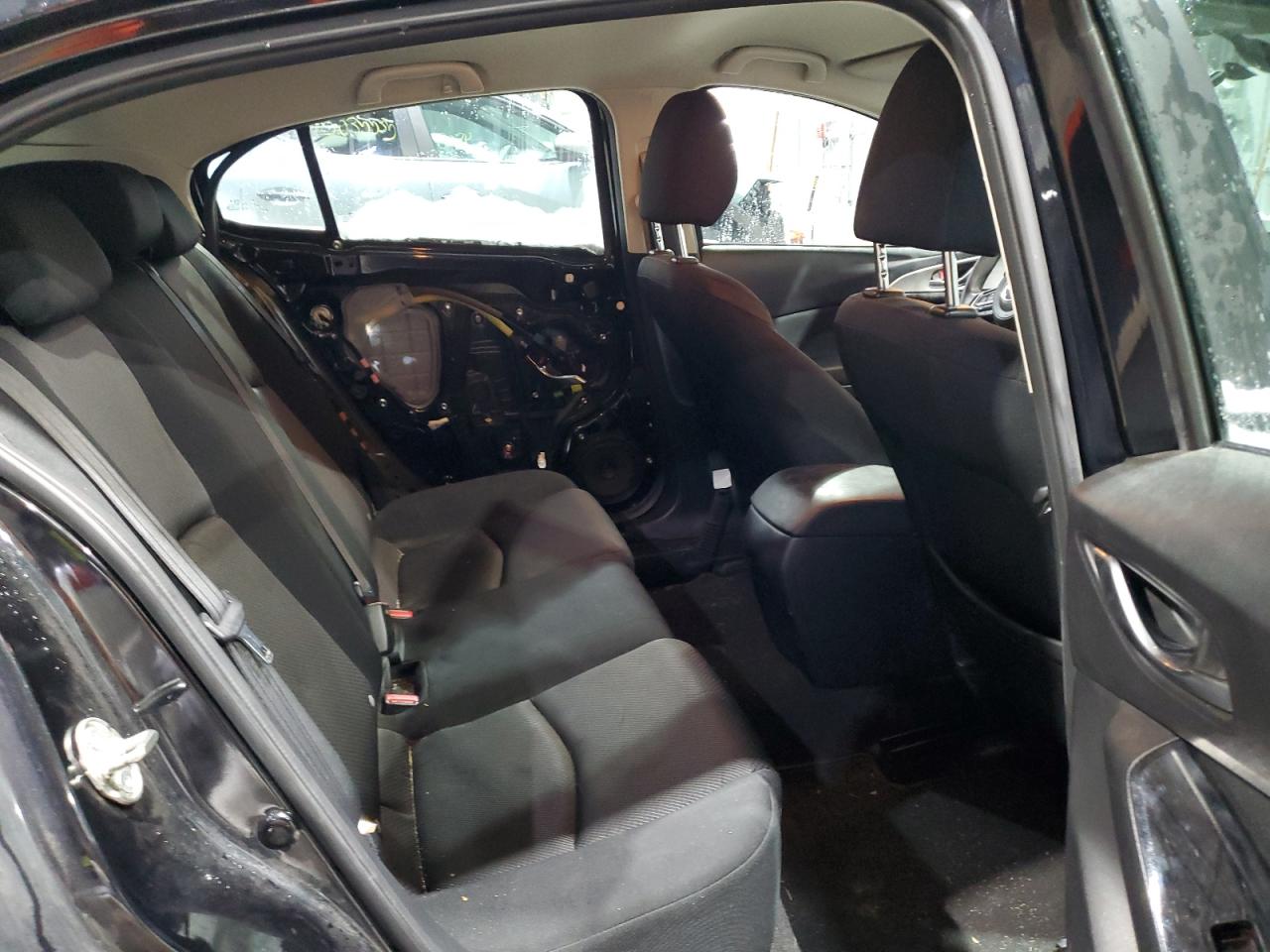 2017 Mazda 3 - Image 10