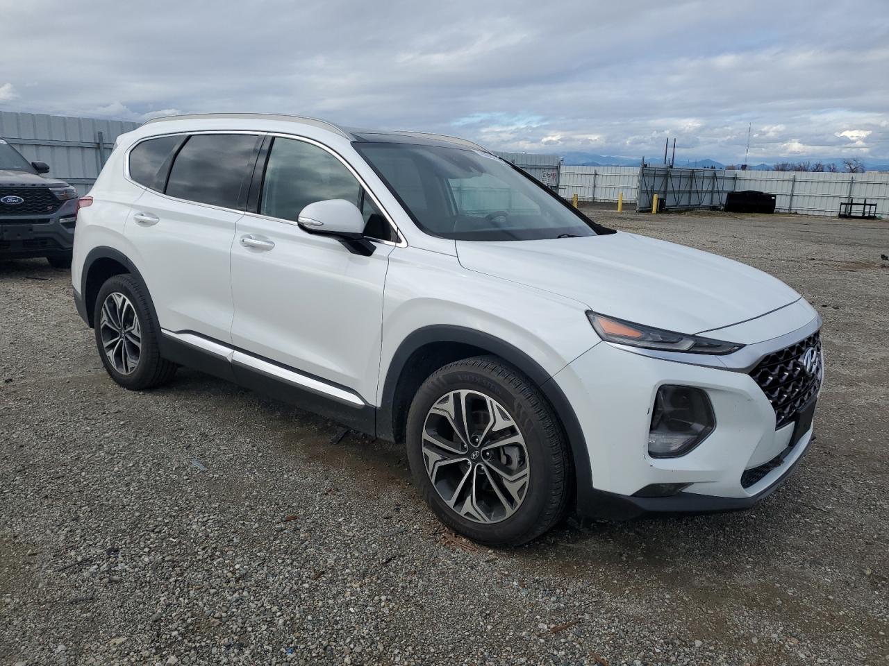2019 Hyundai Santa Fe - Image 4
