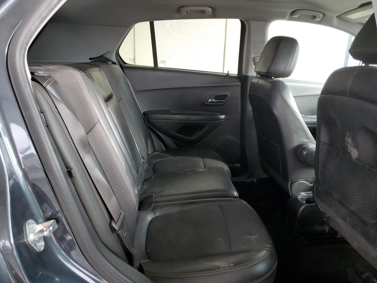 2021 Chevrolet Trax - Image 11