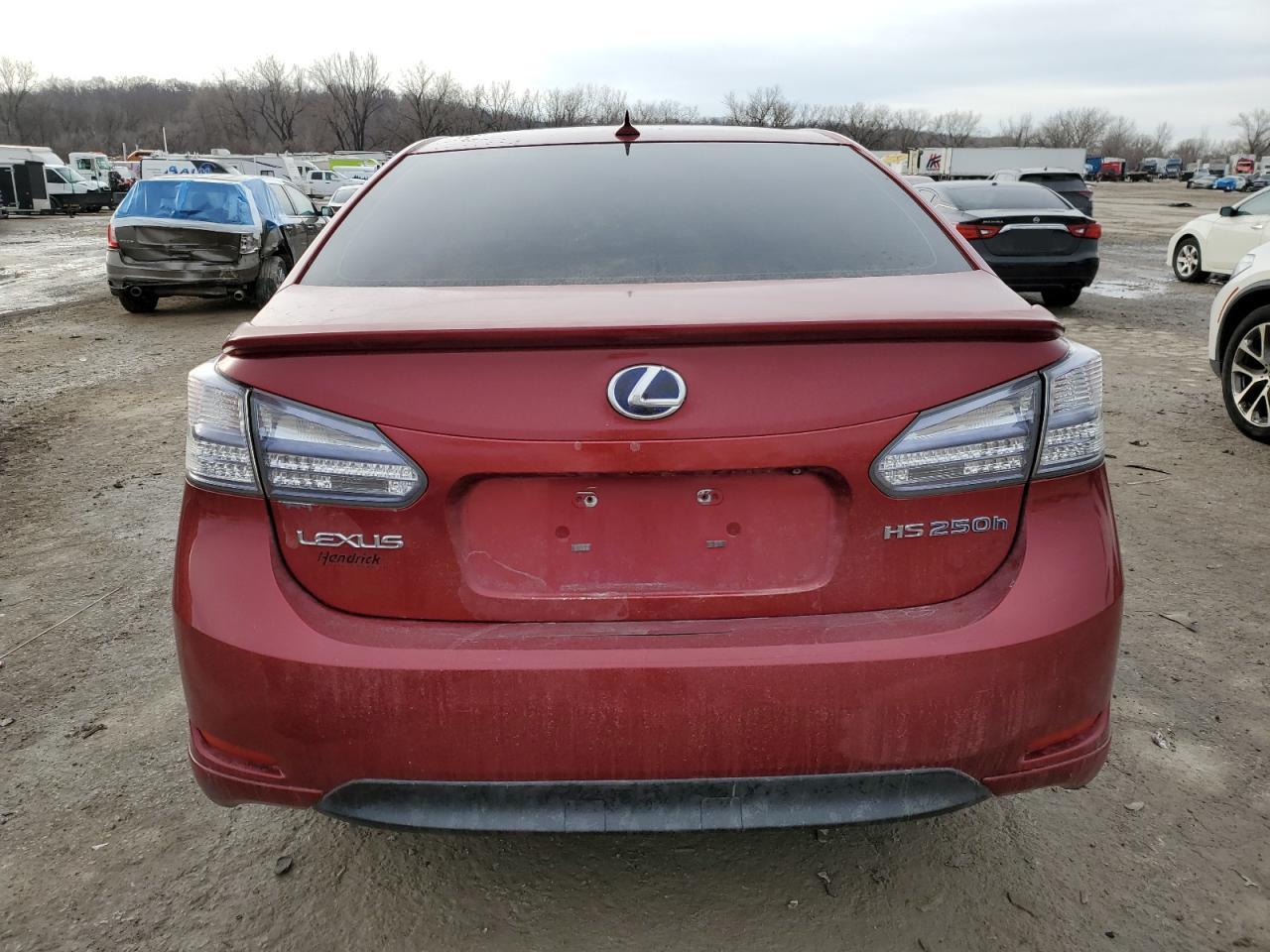 2010 Lexus HS - Image 6