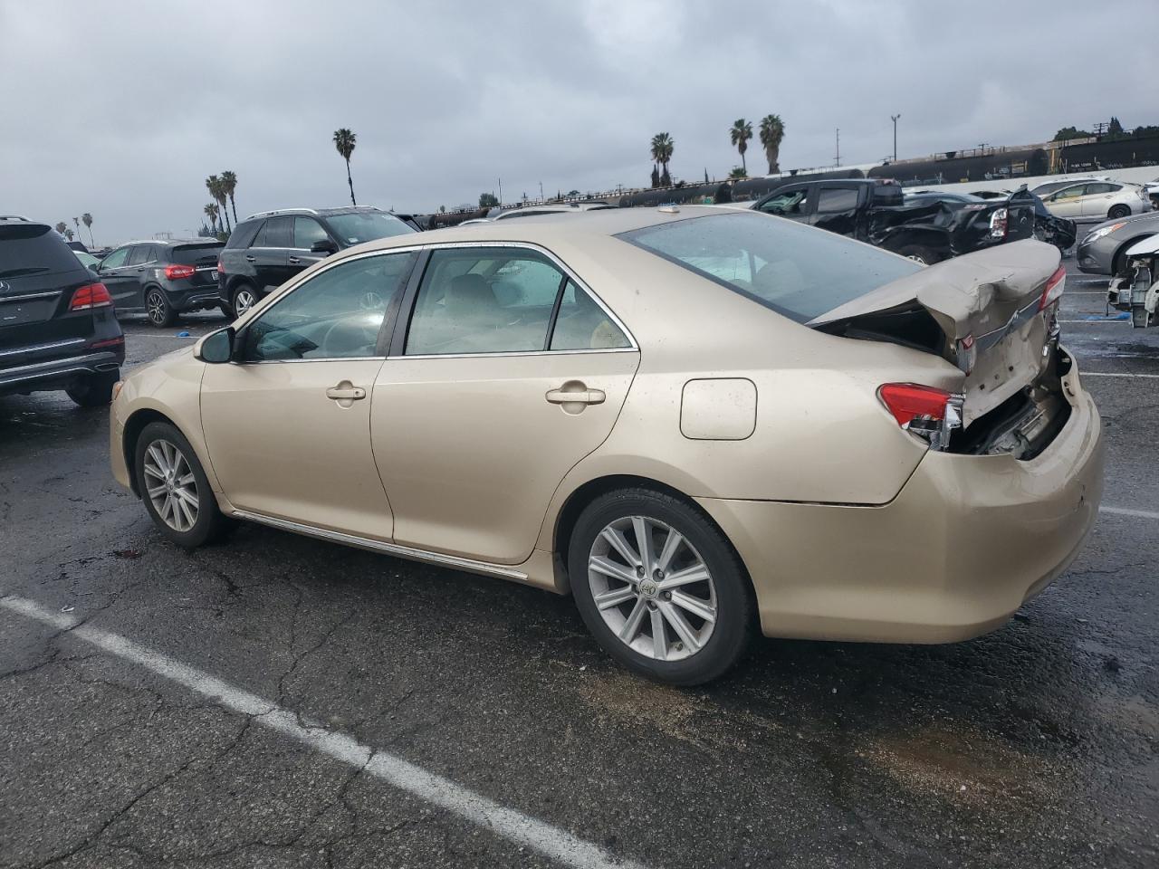 2012 Toyota Camry - Image 2