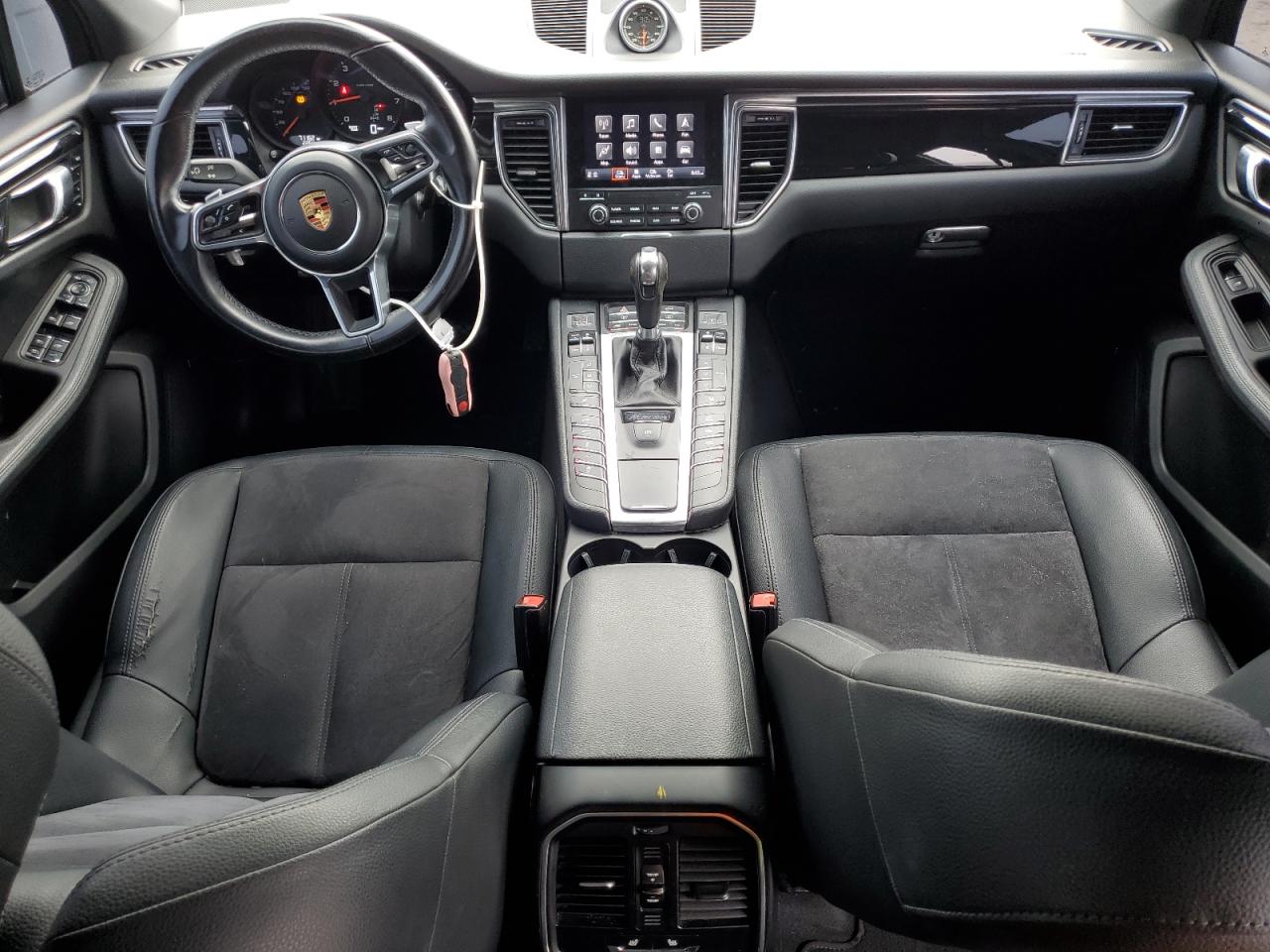 2018 Porsche Macan - Image 8