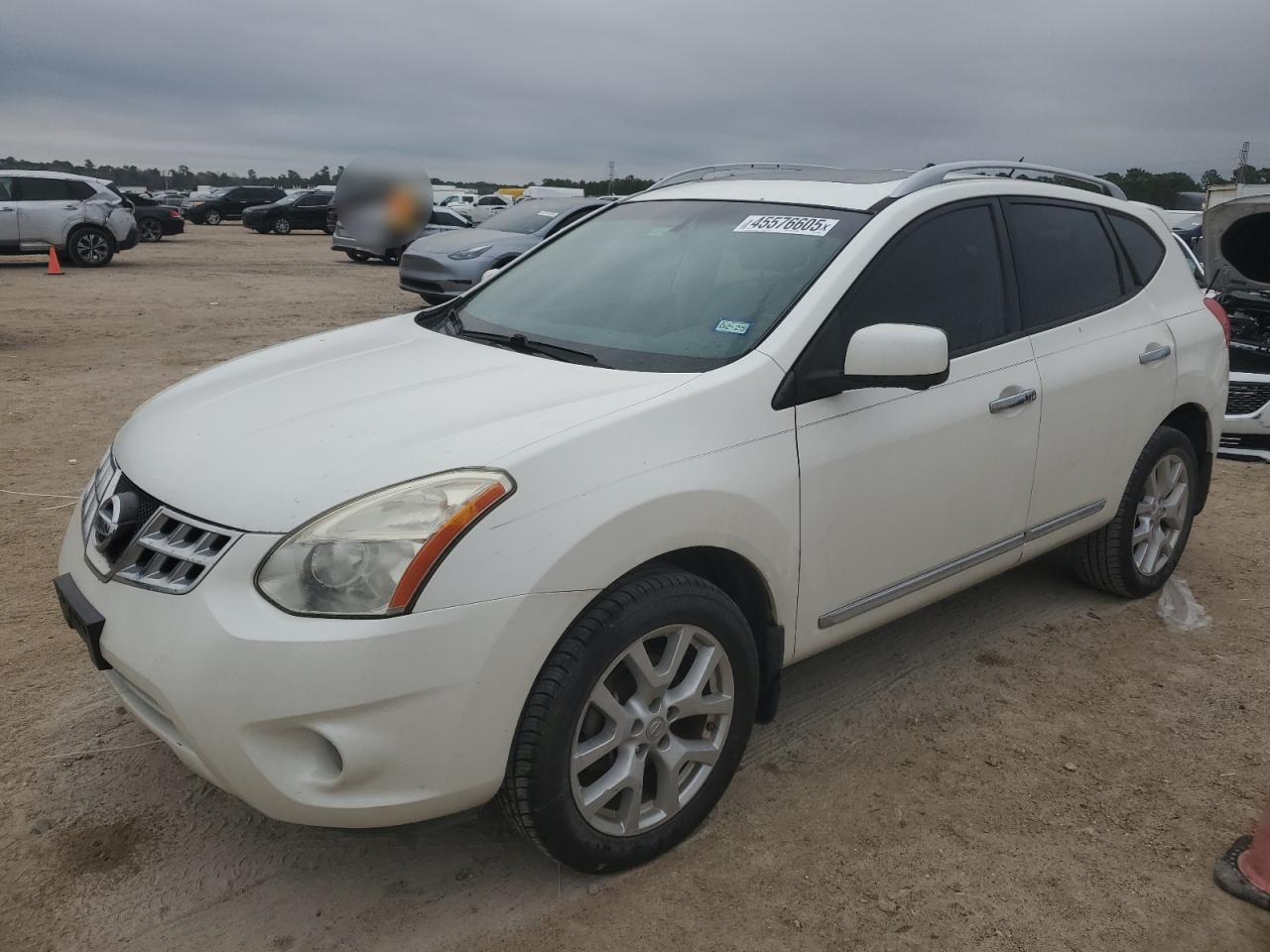 2012 Nissan Rogue - Image 1