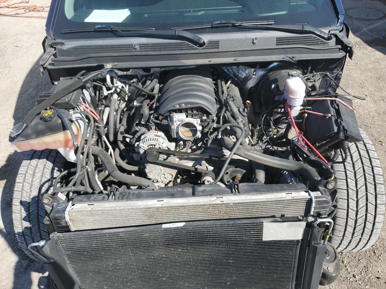 2018 GMC Yukon - Image 12