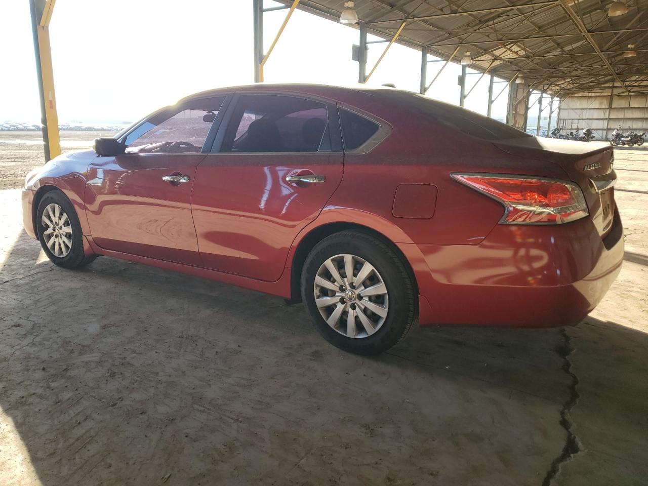 2015 Nissan Altima - Image 2