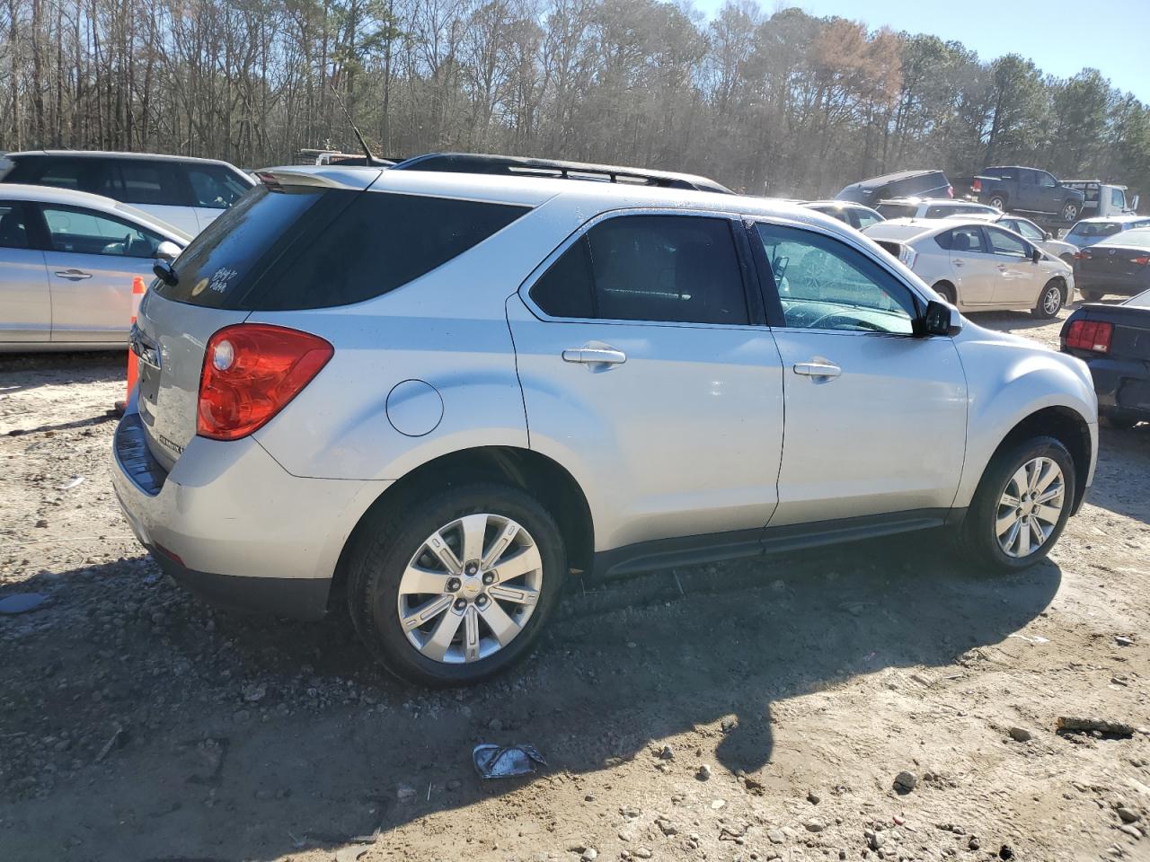 2011 Chevrolet Equinox - Image 3