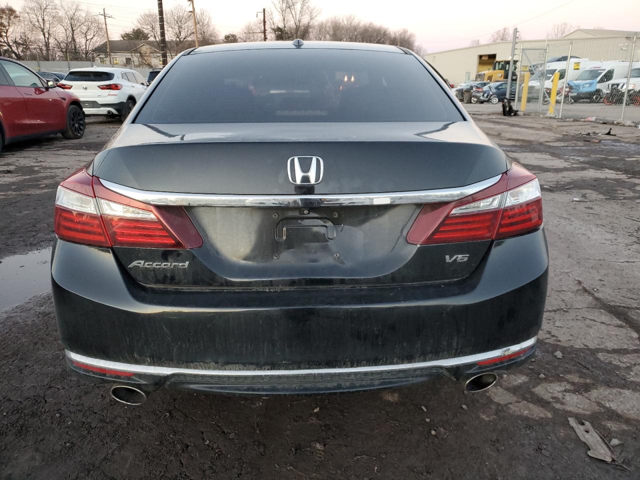 2016 Honda Accord - Image 6