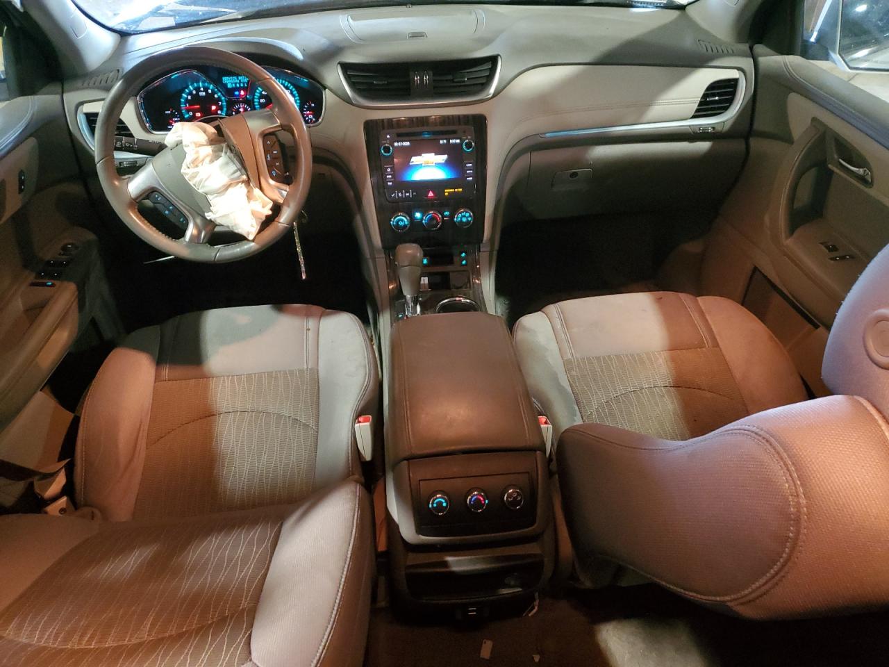 2014 Chevrolet Traverse - Image 8