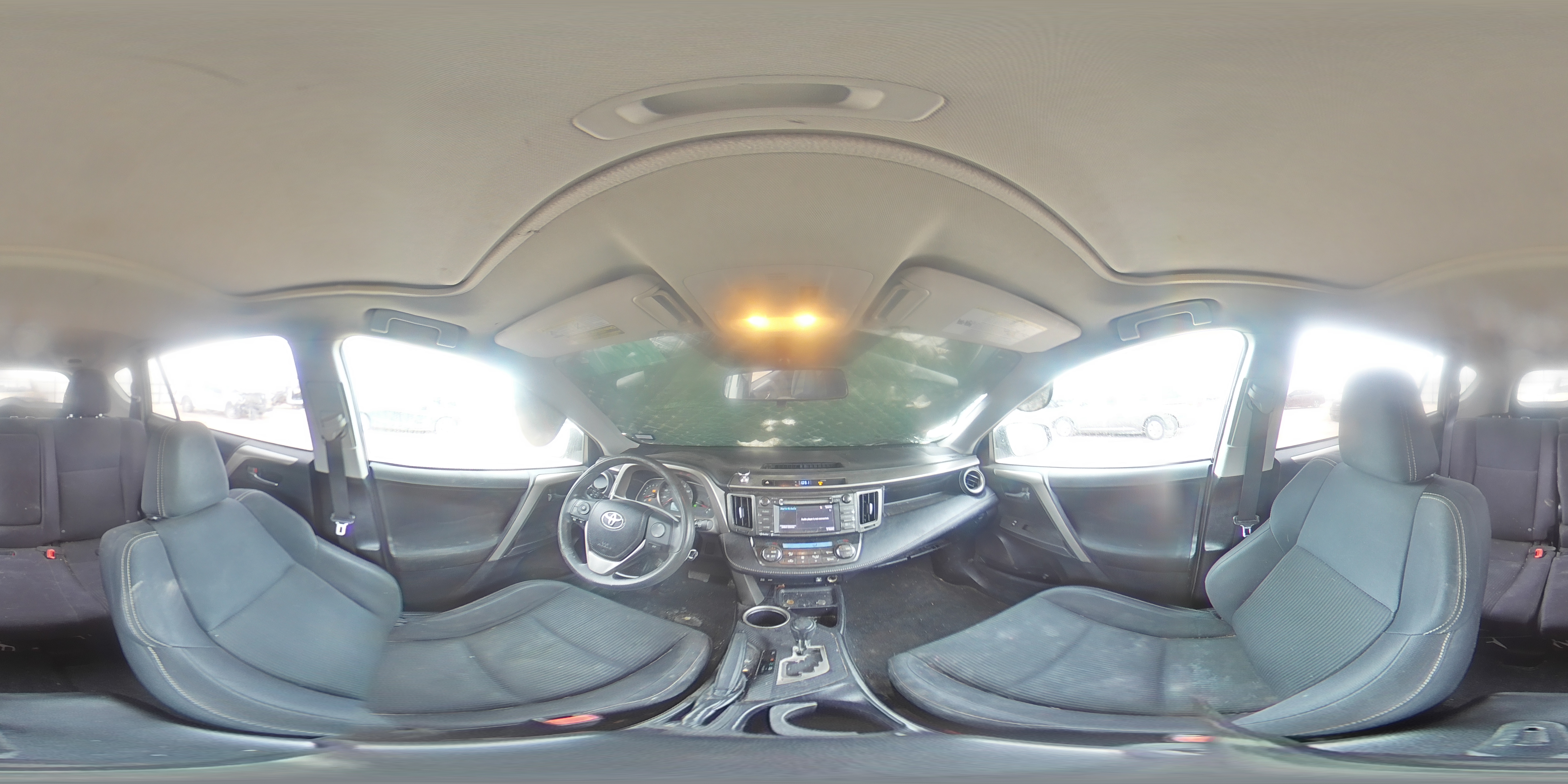 2015 Toyota RAV 4 - Image 14