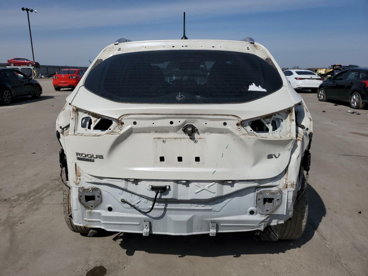 JN1BJ1CP6KW230939 NISSAN ROGUE 2019