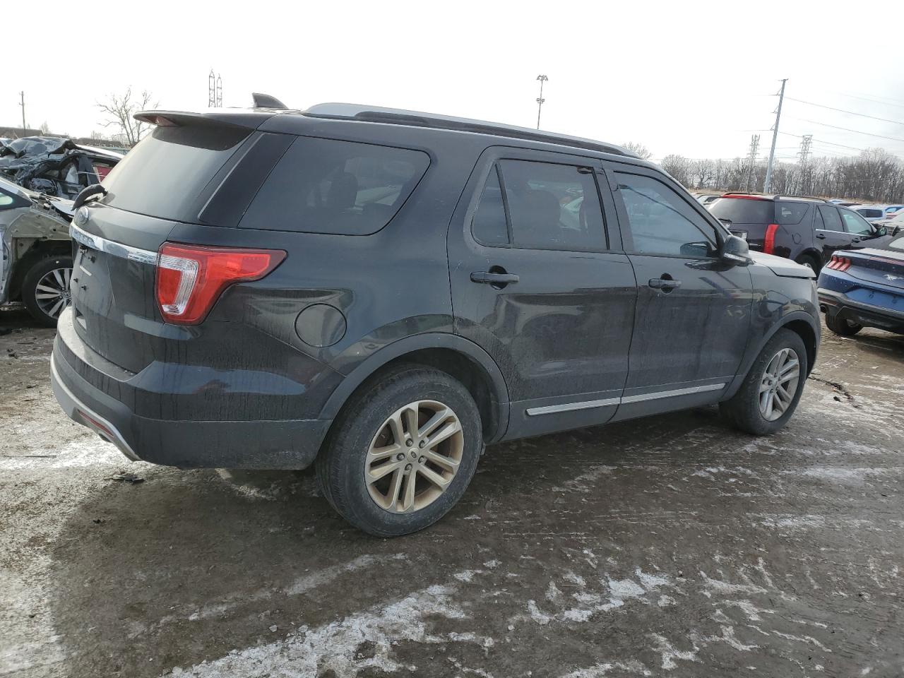 2017 Ford Explorer - Image 3