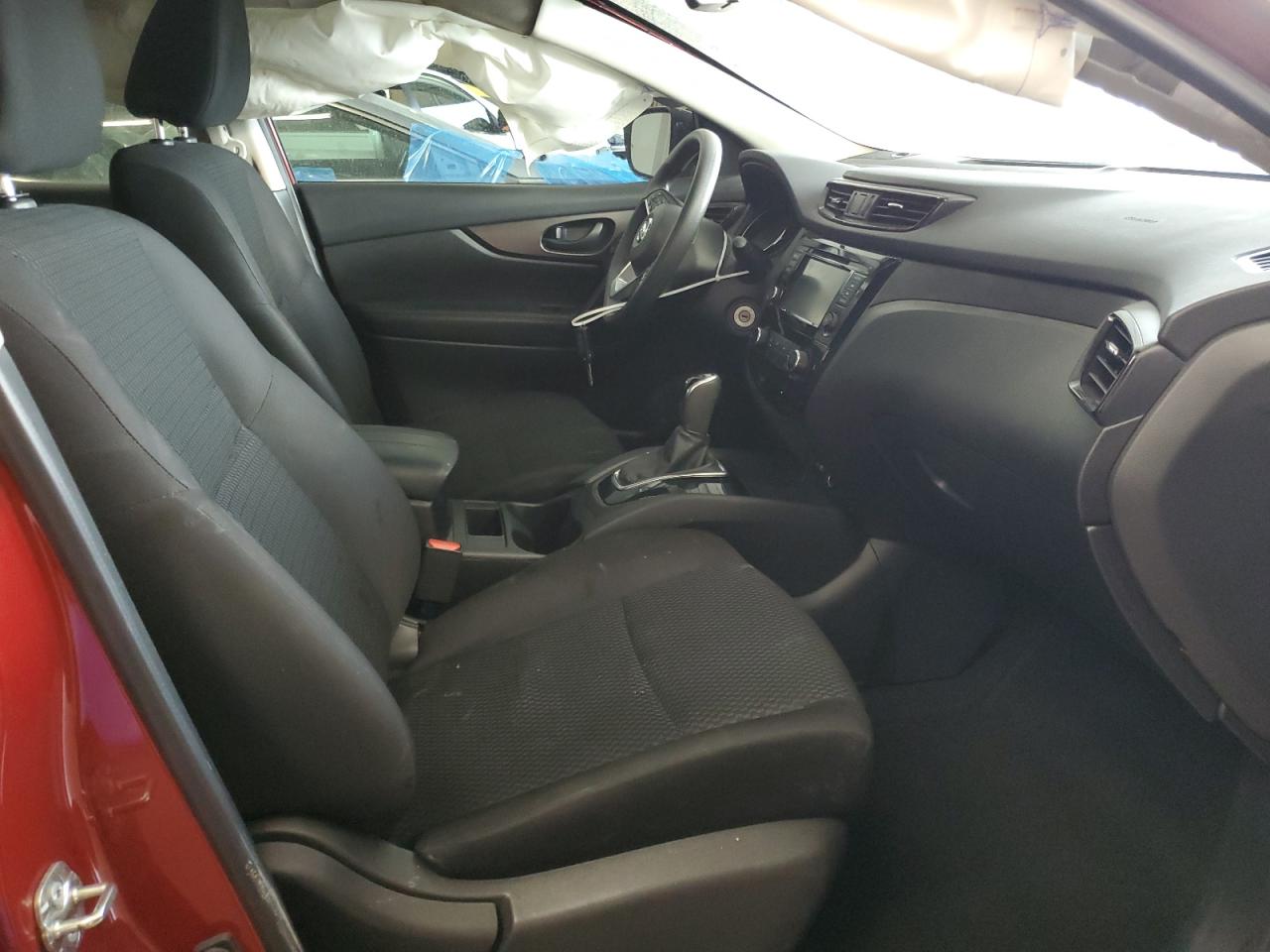 2020 Nissan Rogue - Image 7