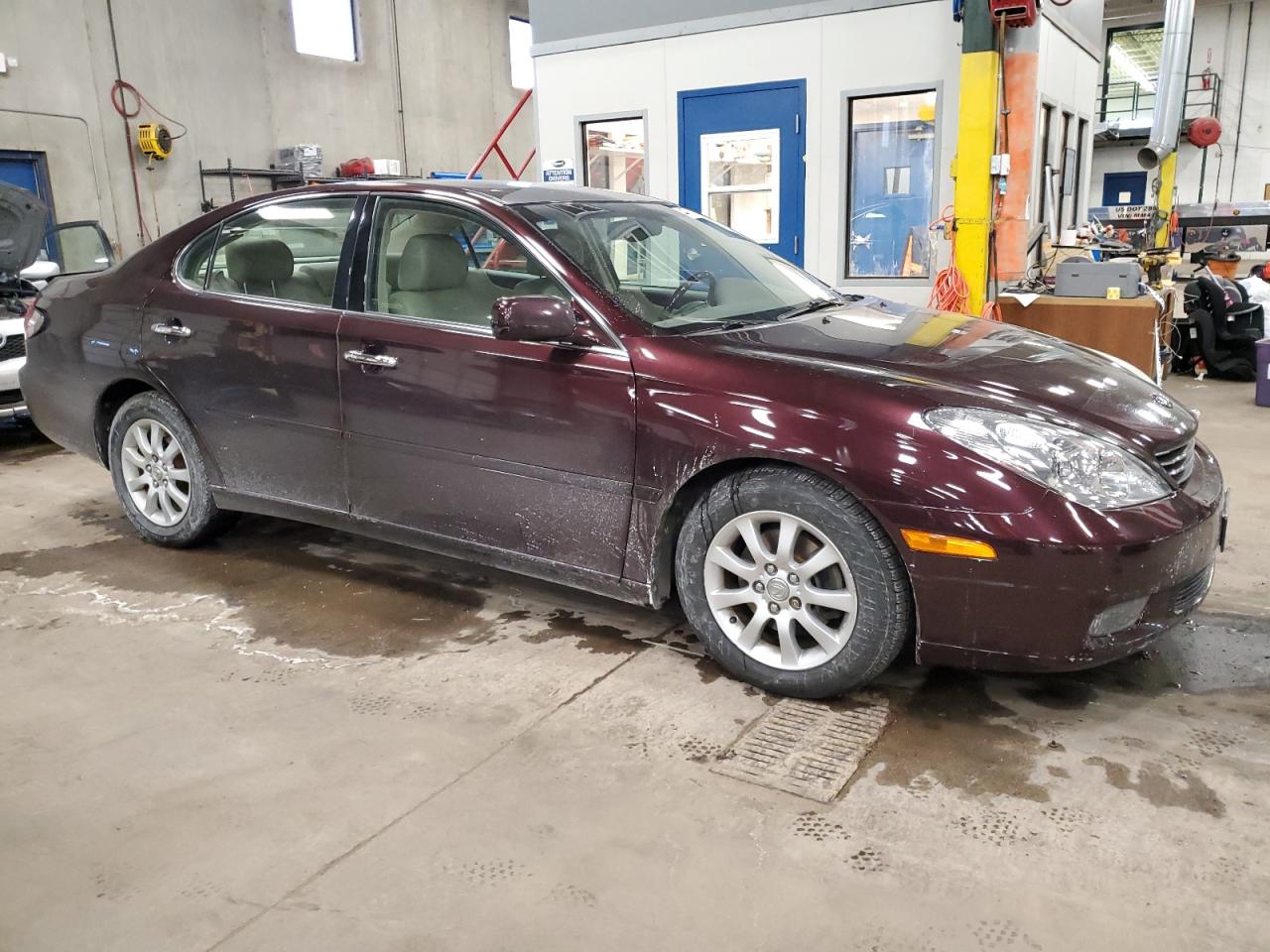 2004 Lexus ES - Image 4