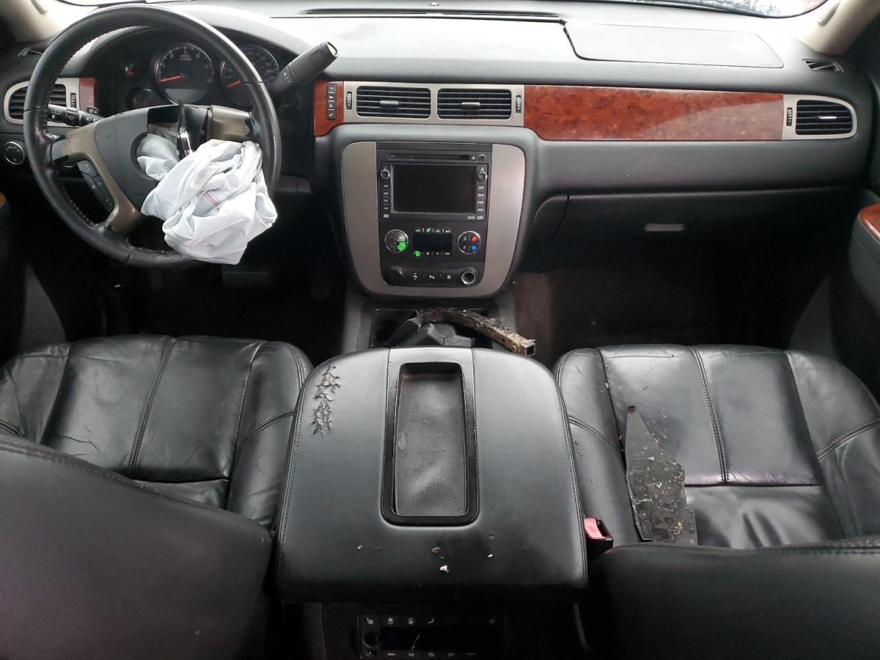 2010 GMC Yukon - Image 8
