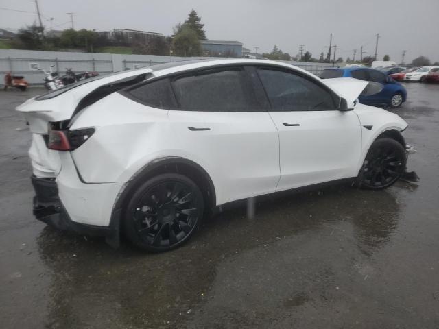  TESLA MODEL Y 2023 Белый