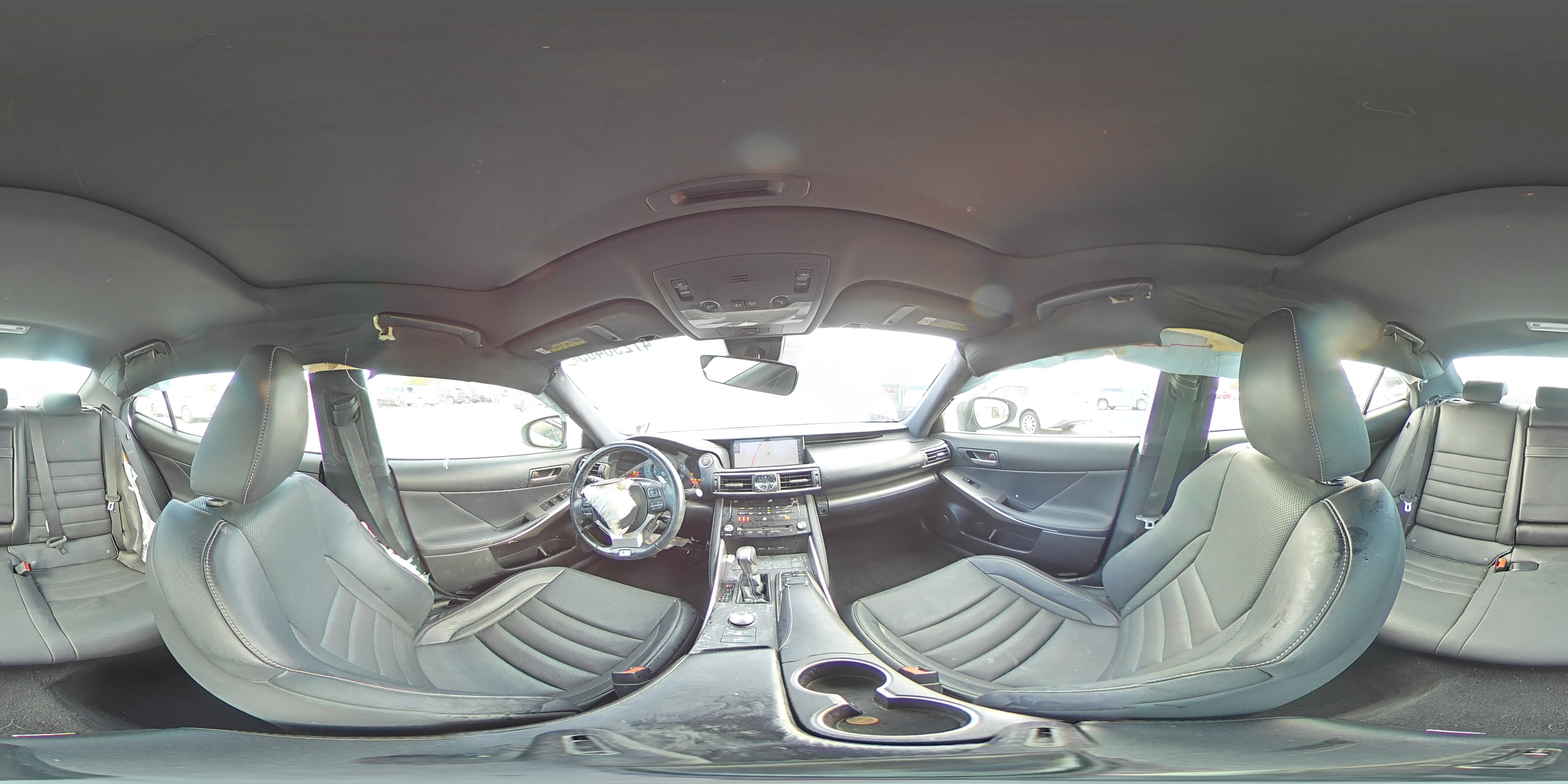 2017 Lexus IS - Image 12