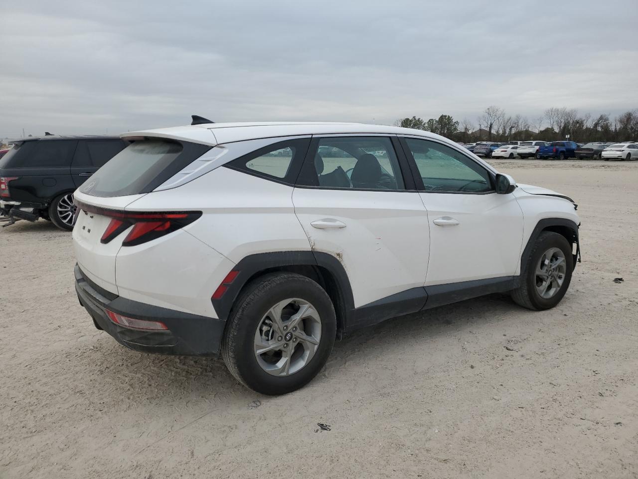 2024 Hyundai Tucson - Image 3