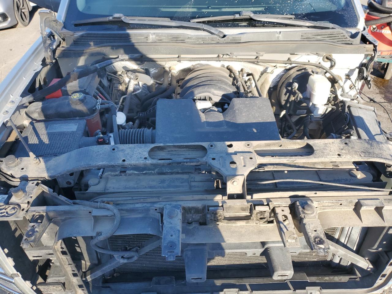 2015 Chevrolet Silverado - Image 11