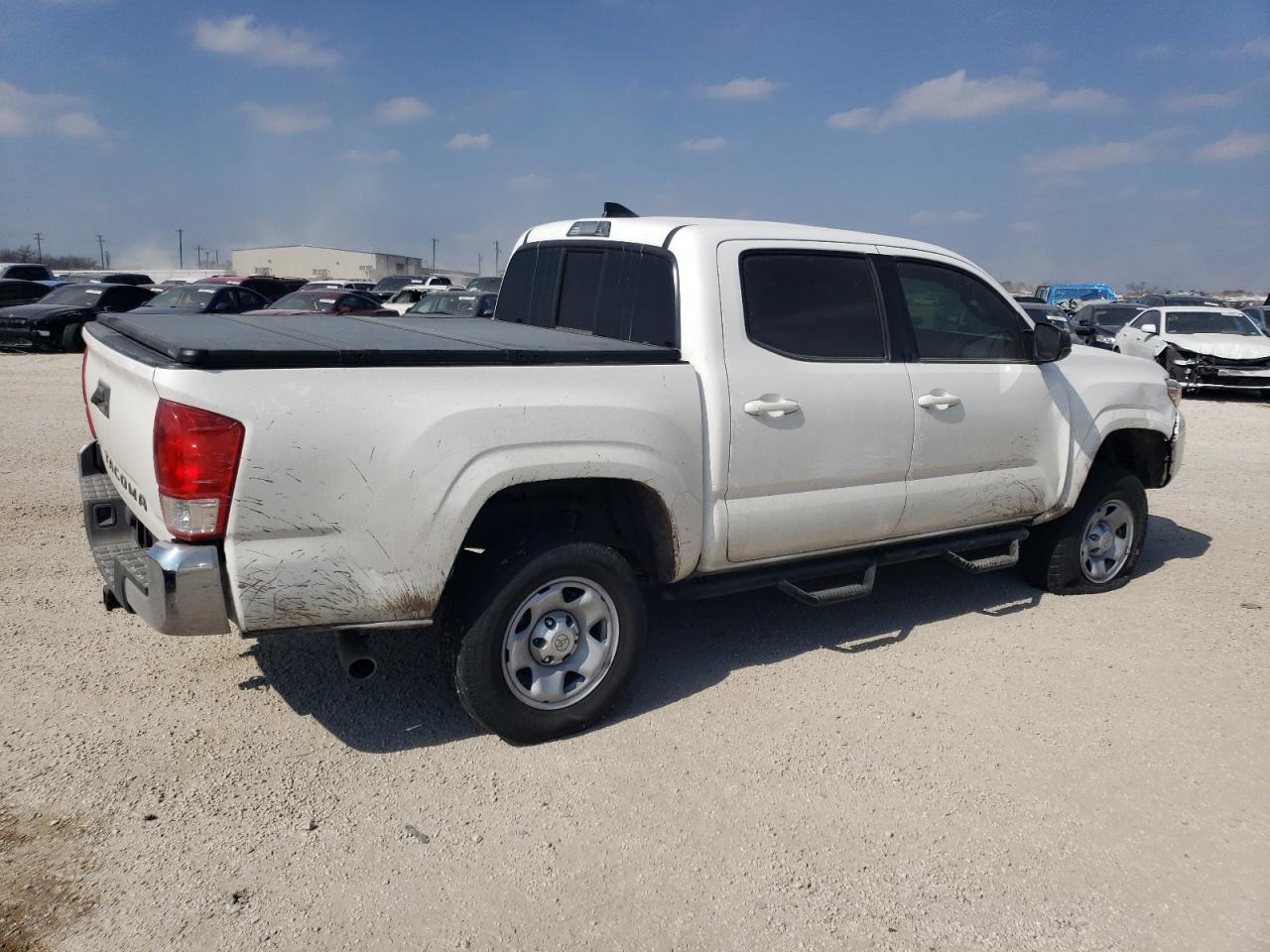 2017 Toyota Tacoma - Image 3