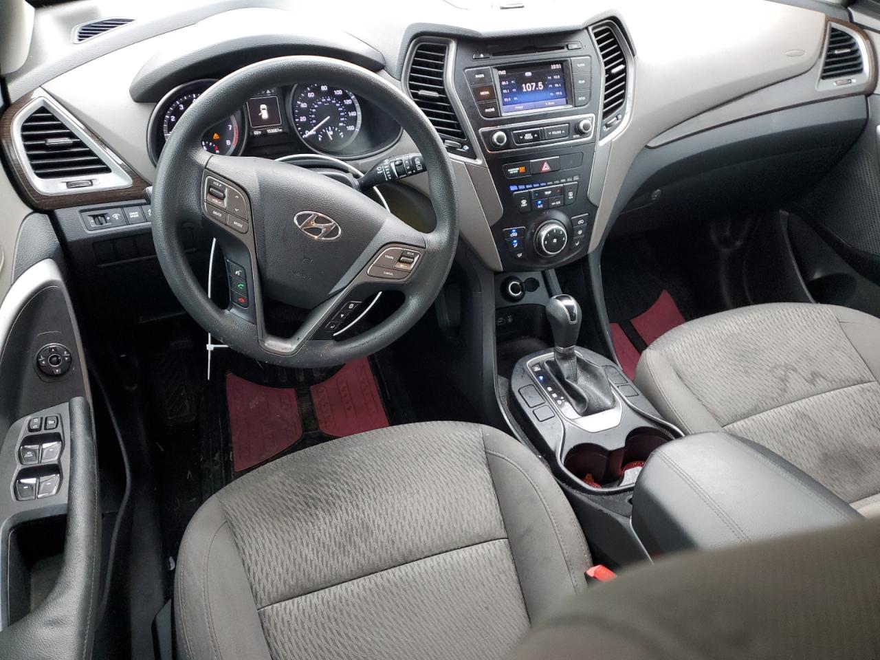 2018 Hyundai Santa Fe - Image 8