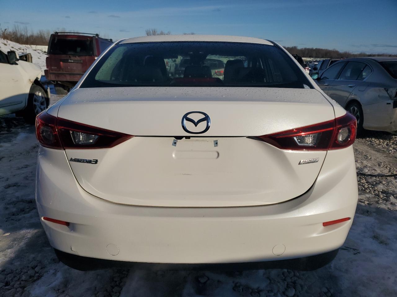 2018 Mazda 3 - Image 6