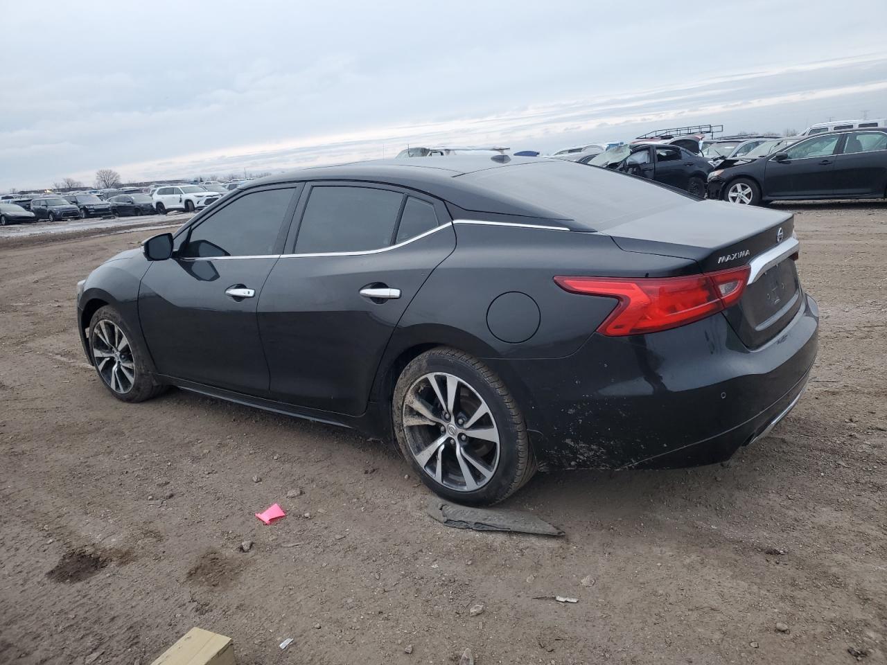 2018 Nissan Maxima - Image 2