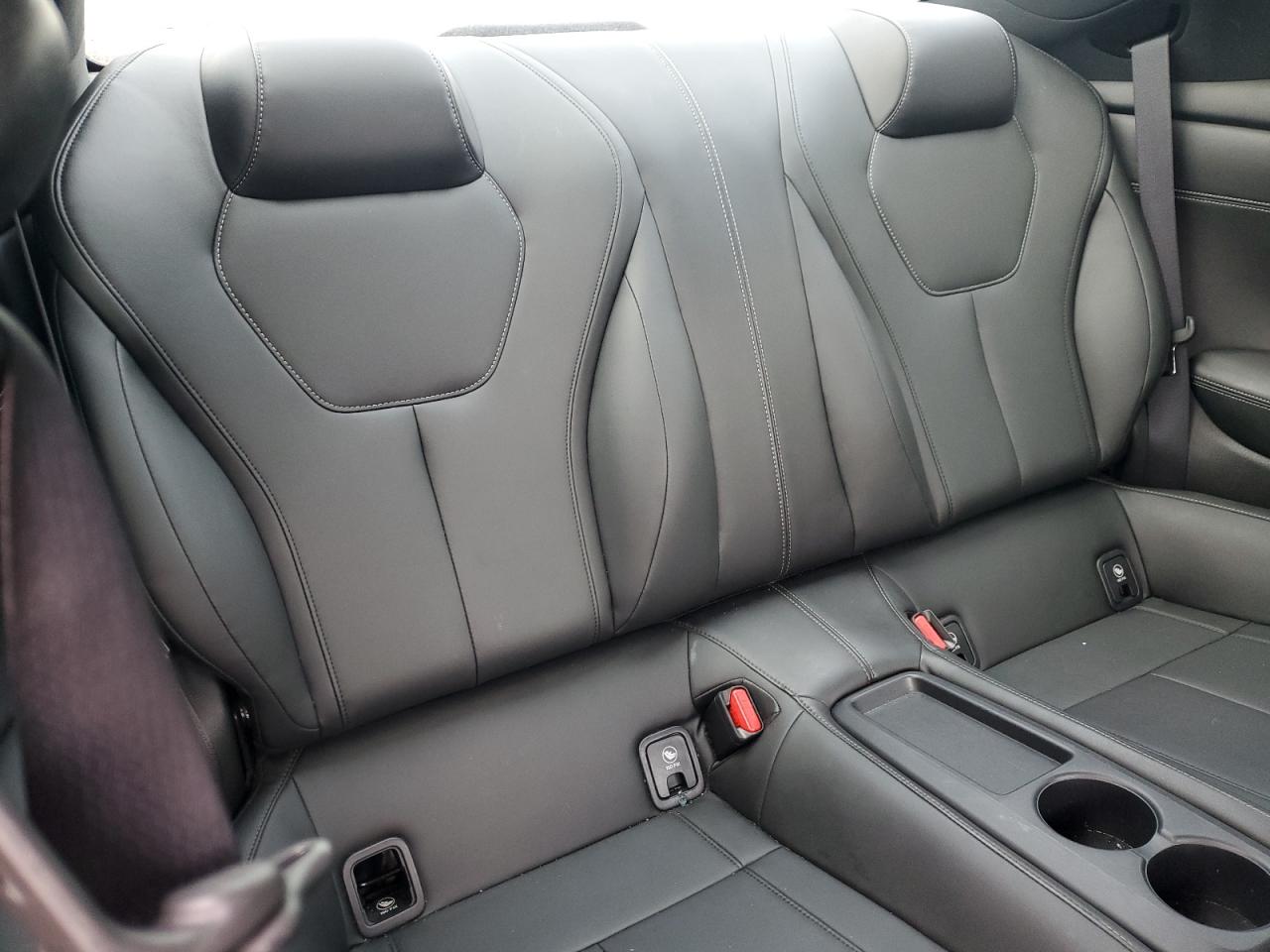 2017 Infiniti Q60 - Image 10