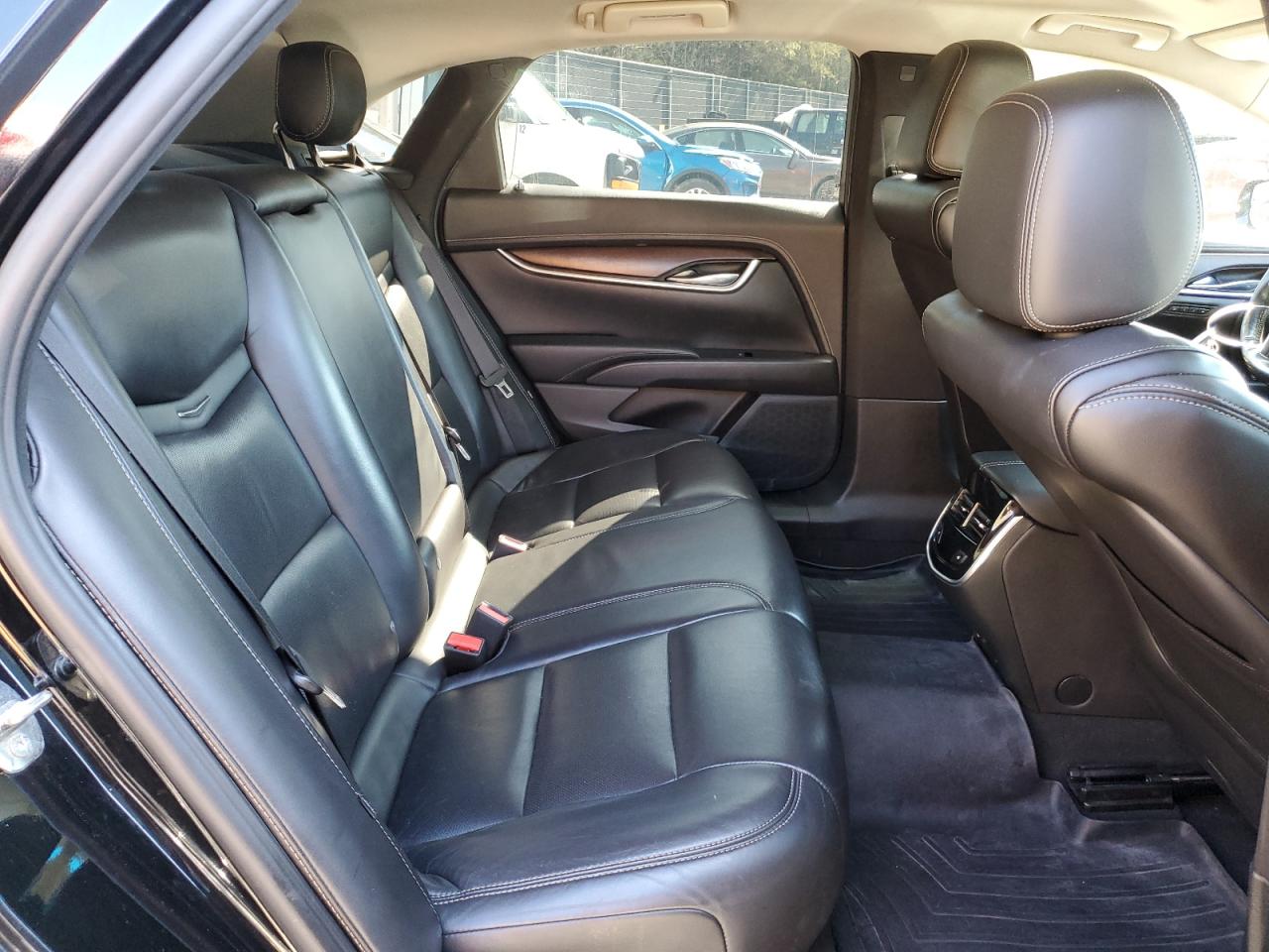 2019 Cadillac XTS - Image 10