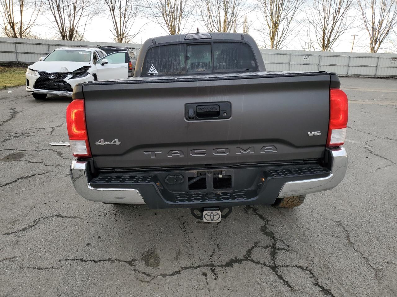 2017 Toyota Tacoma - Image 6