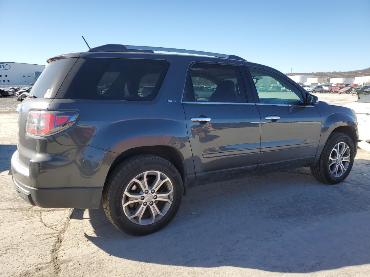2013 GMC Acadia - Image 3