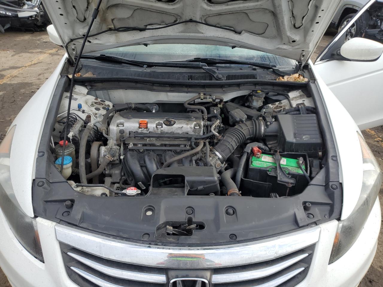 2012 Honda Accord - Image 13