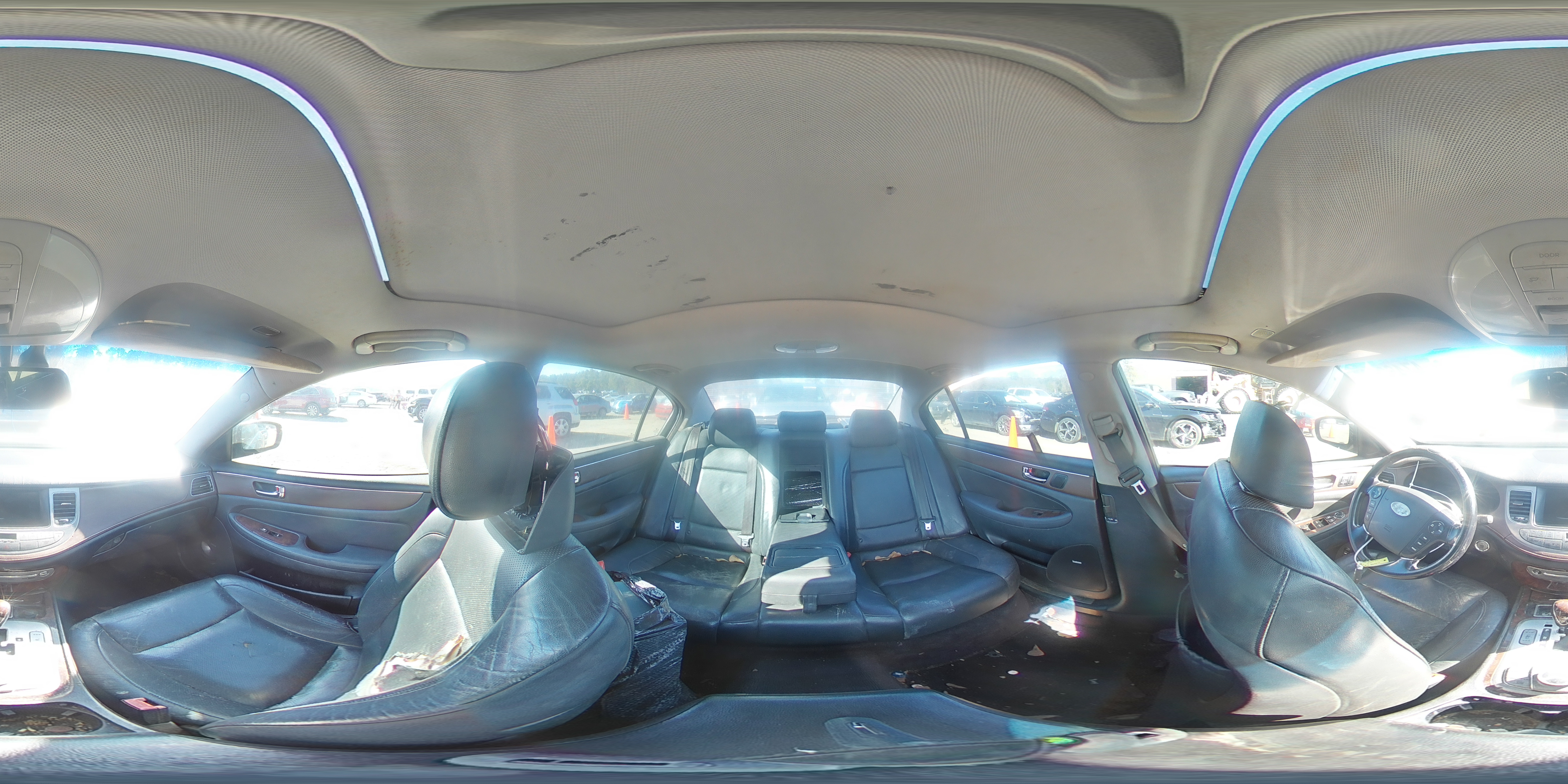 2009 Hyundai Genesis - Image 12