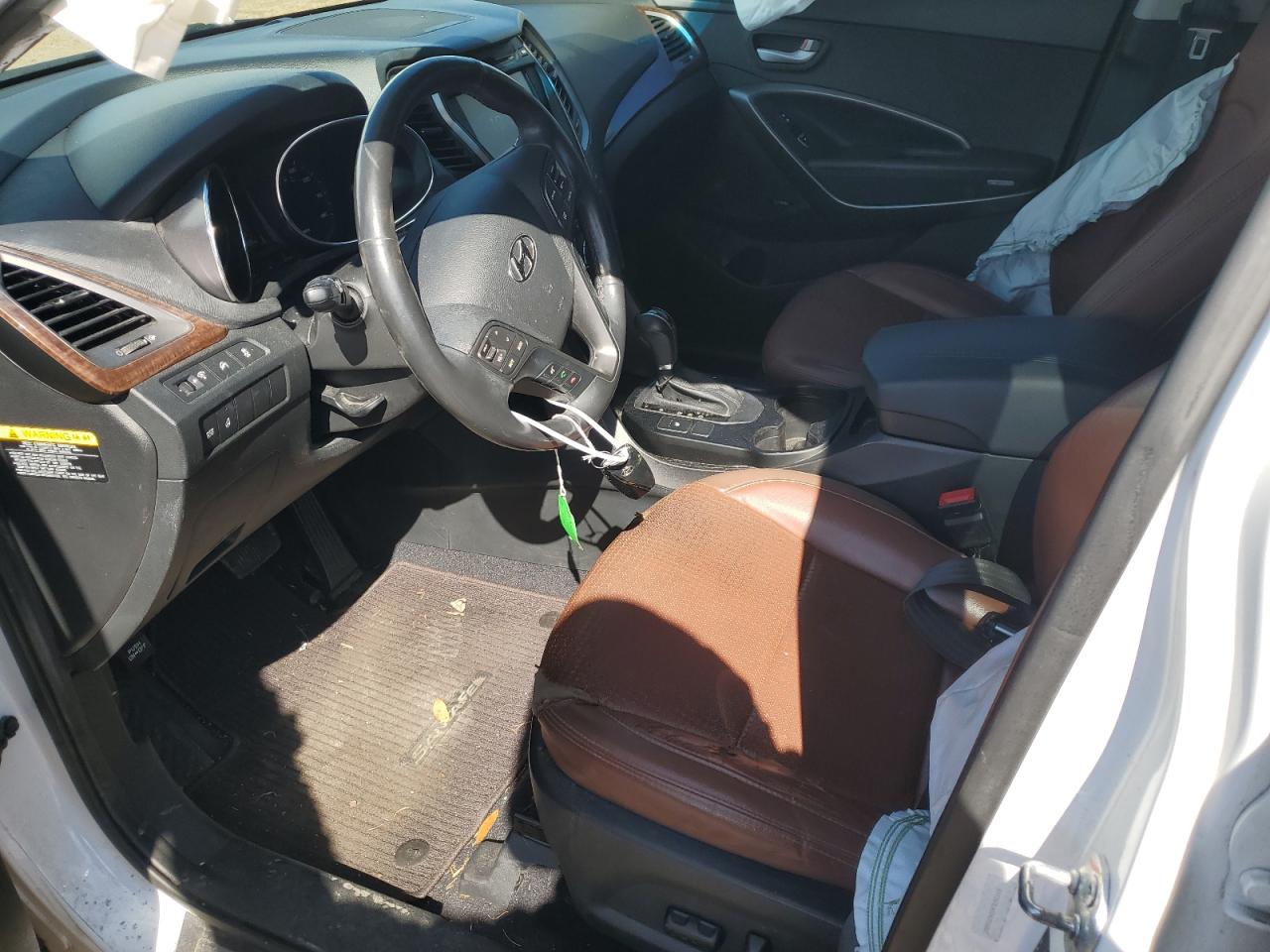 2013 Hyundai Santa Fe - Image 7
