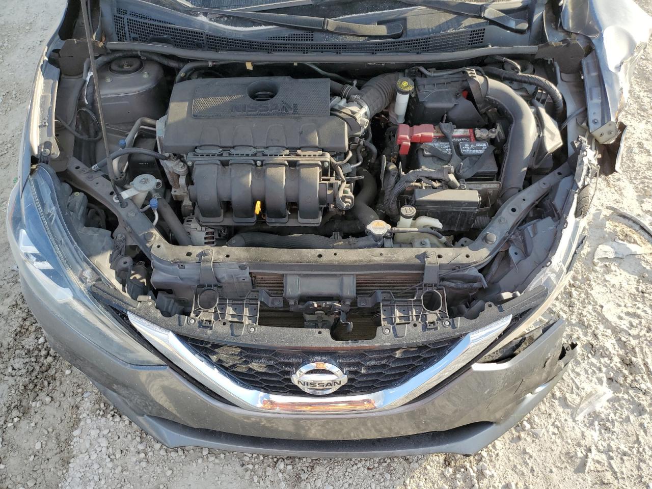2016 Nissan Sentra - Image 11
