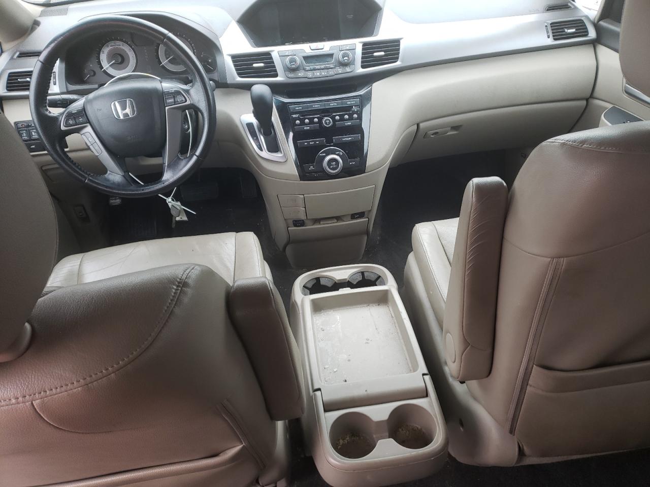 2012 Honda Odyssey - Image 8