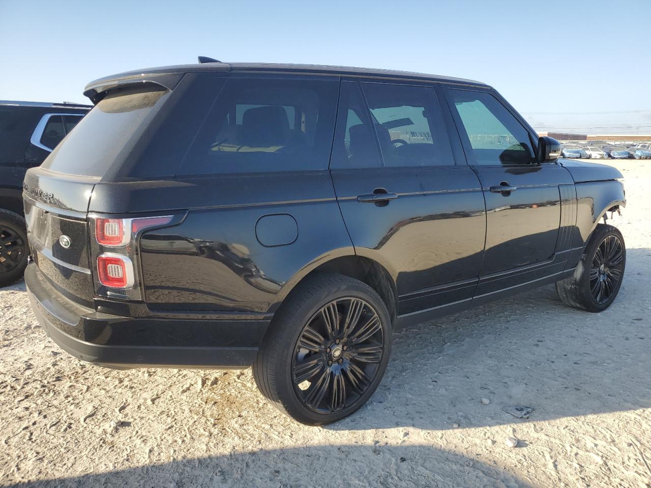 2019 Land Rover Range Rover - Image 3