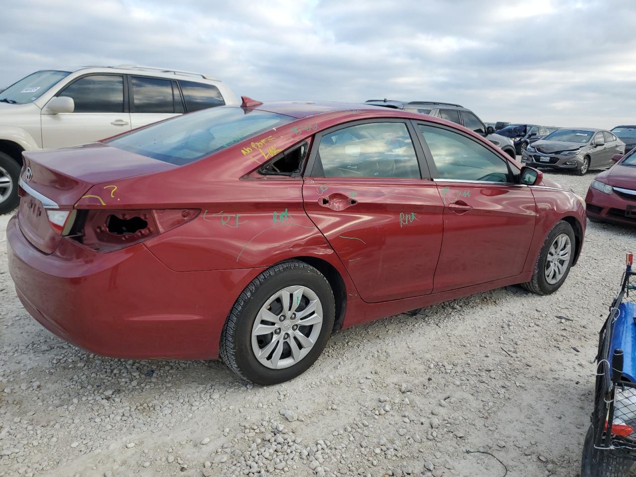 2013 Hyundai Sonata - Image 3