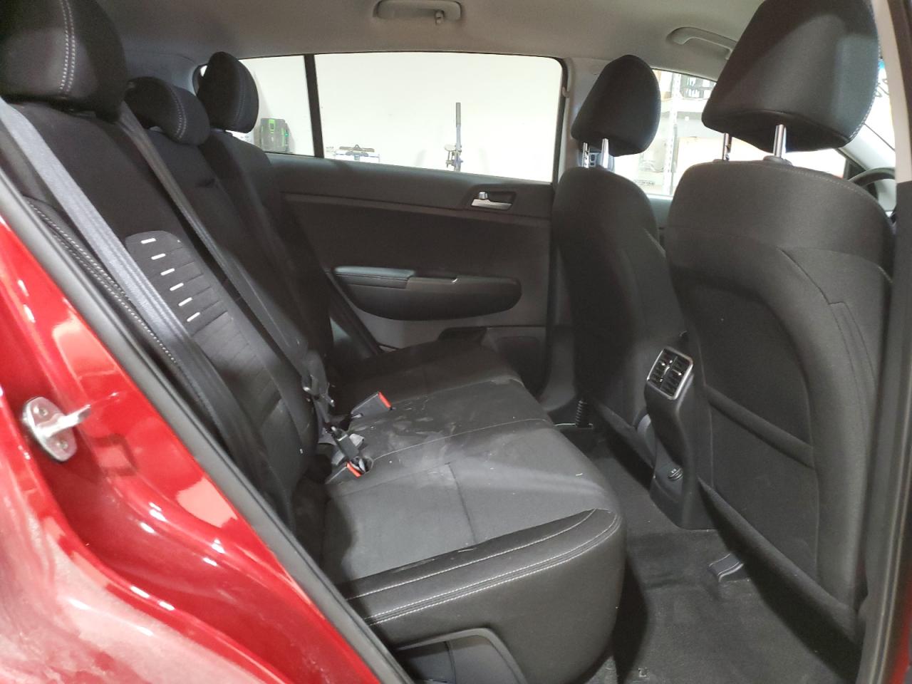 2021 Kia Sportage - Image 11