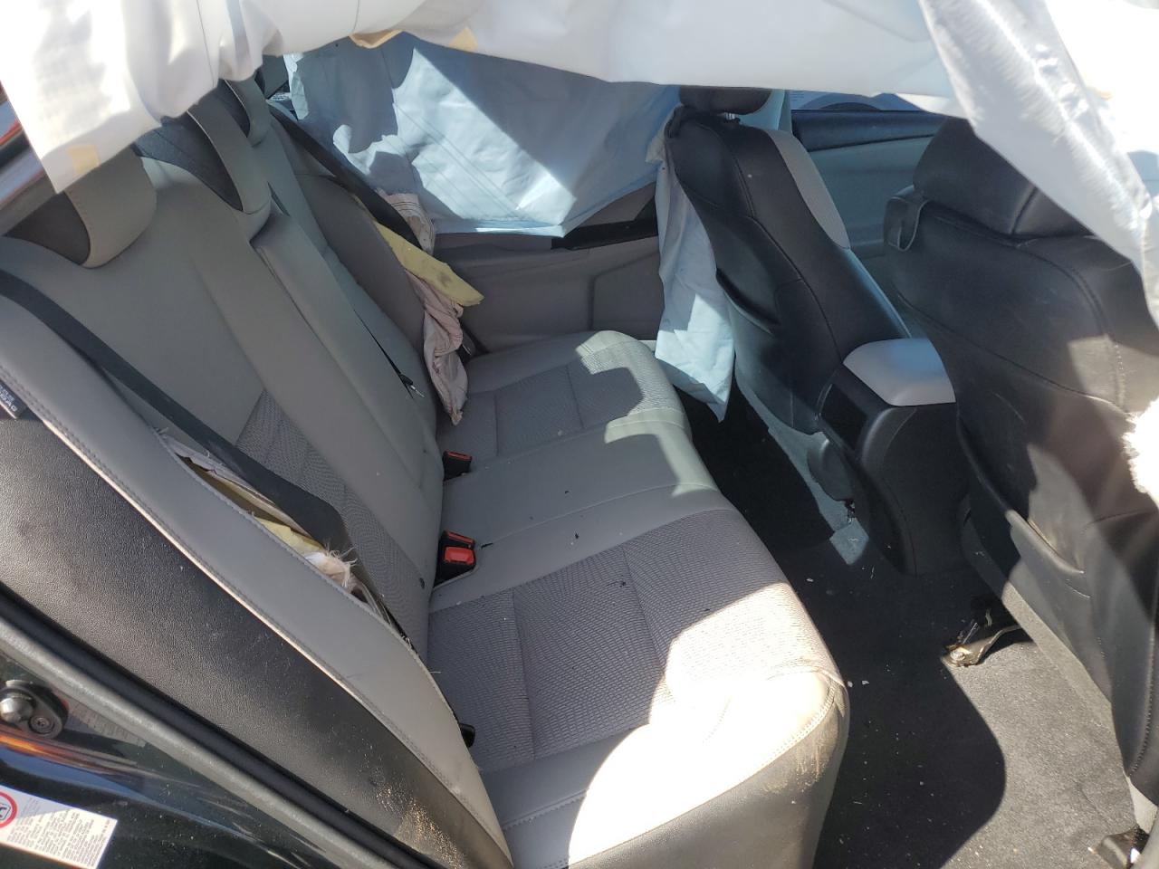 2017 Toyota Camry - Image 11
