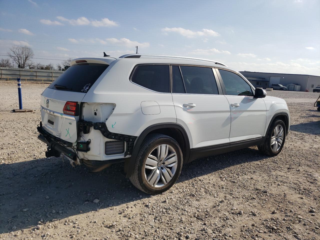 2019 Volkswagen Atlas - Image 3