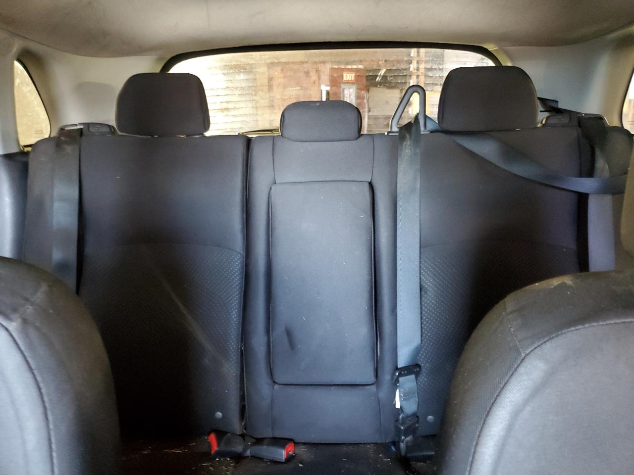 2014 Mitsubishi Outlander - Image 10